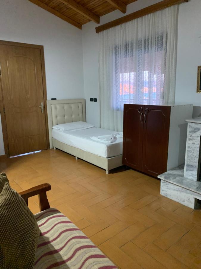 Kanina Hotel&Hostel Саранда Экстерьер фото